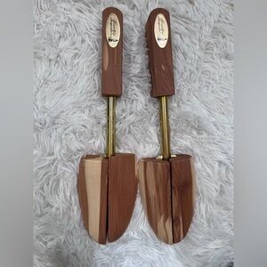Executive Imperial Cedar Shoe Trees Mens Split Toe Brass Hardware Pair Size M